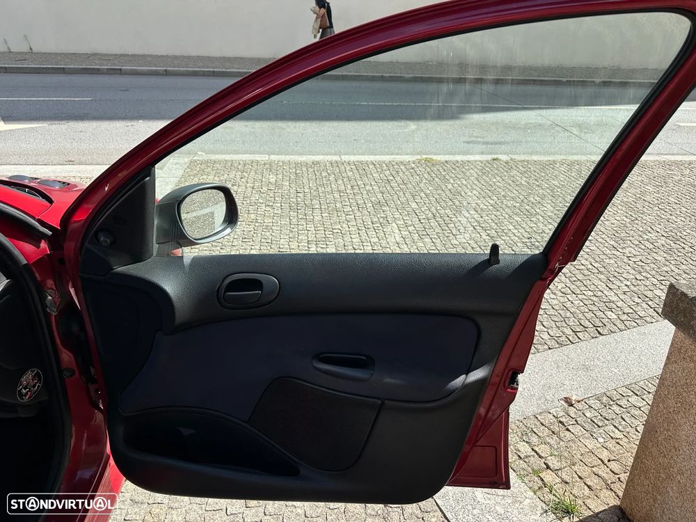 Peugeot 206 1.1 Color Line - 17