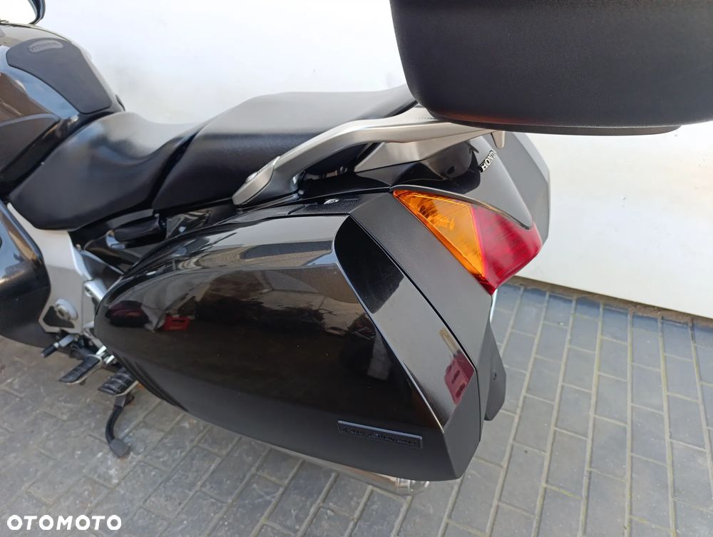 Honda ST - 23