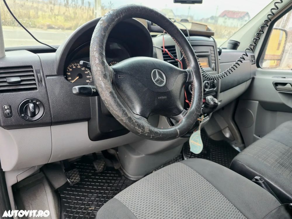 Mercedes-Benz Sprinter - 5