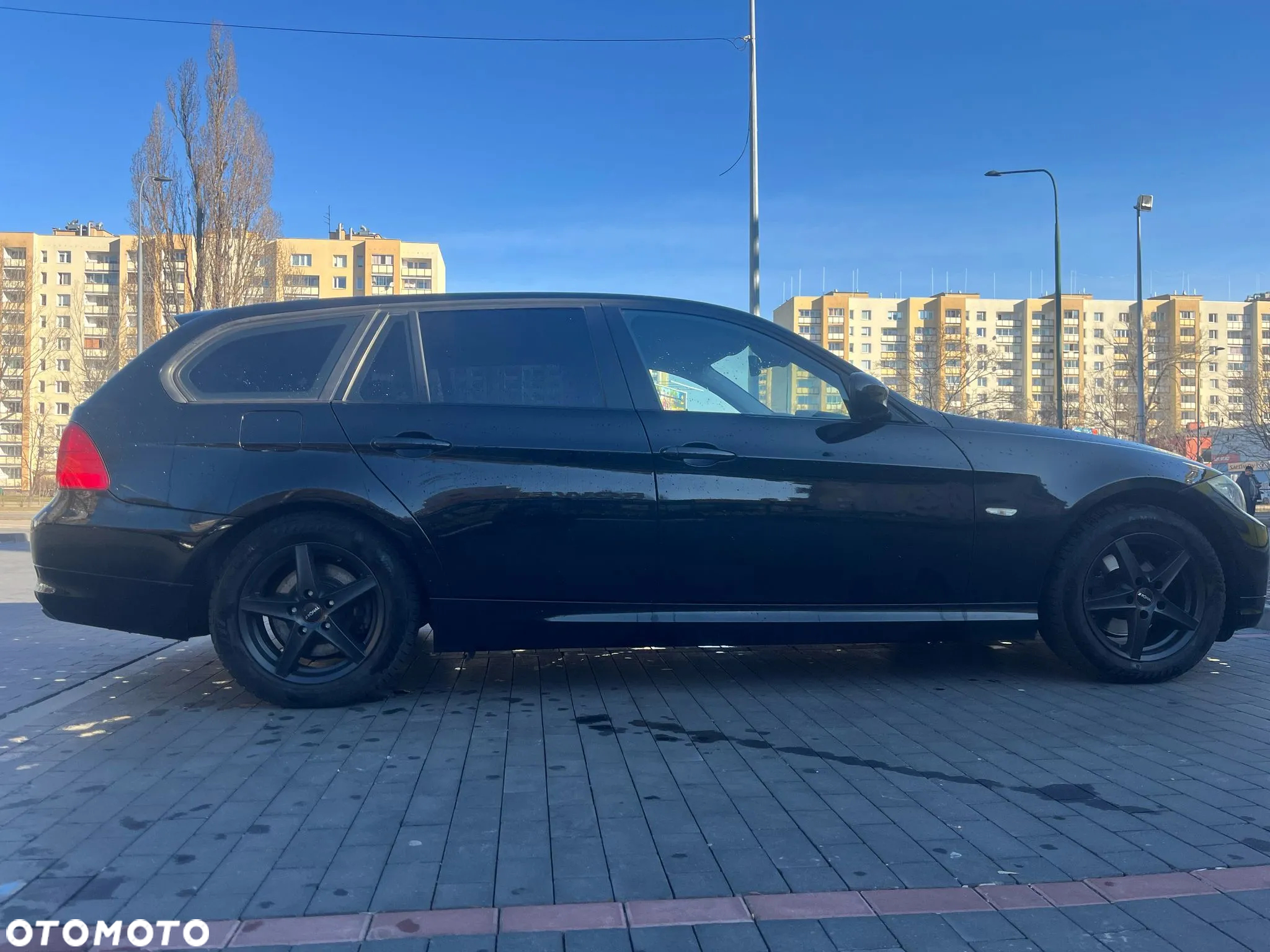 BMW Seria 3 318i Touring - 5