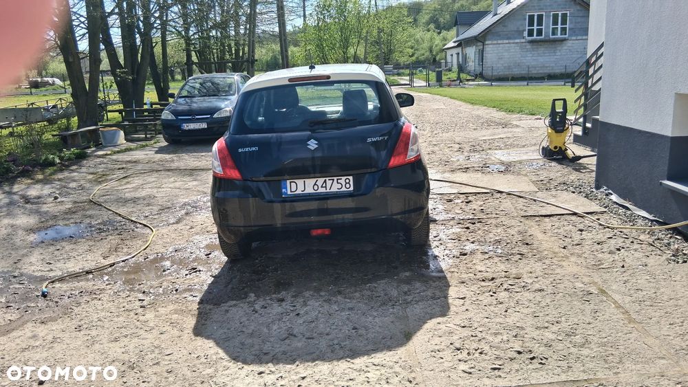 Suzuki Swift 1.2 Comfort - 1