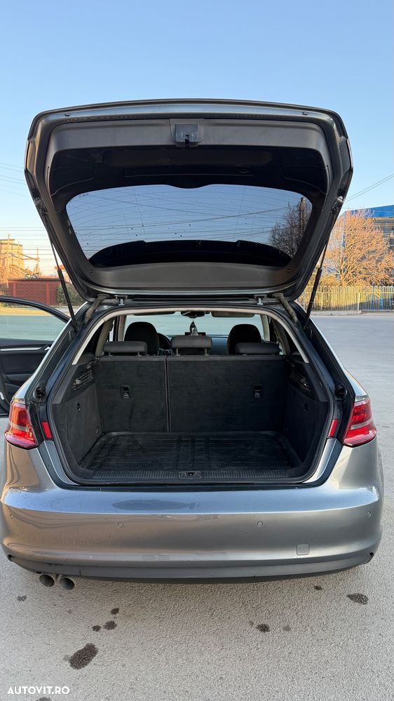 Audi A3 2.0 TDI clean Ambiente - 11