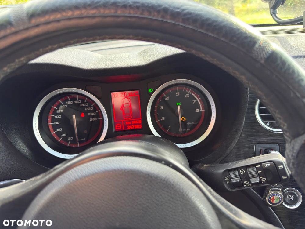 Alfa Romeo 159 1750TBi Sport - 17