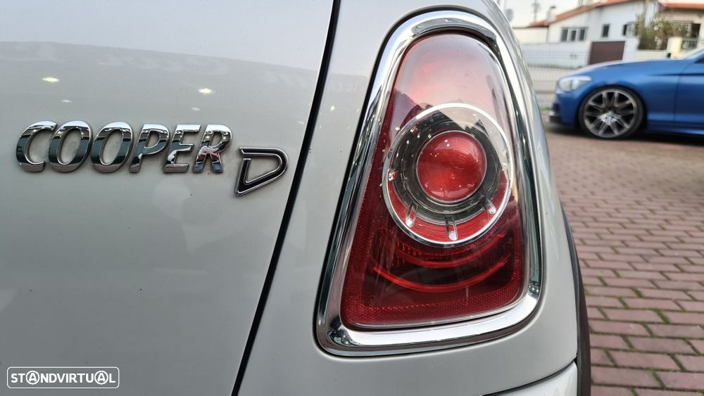 MINI 3 Portas Cooper D - 15