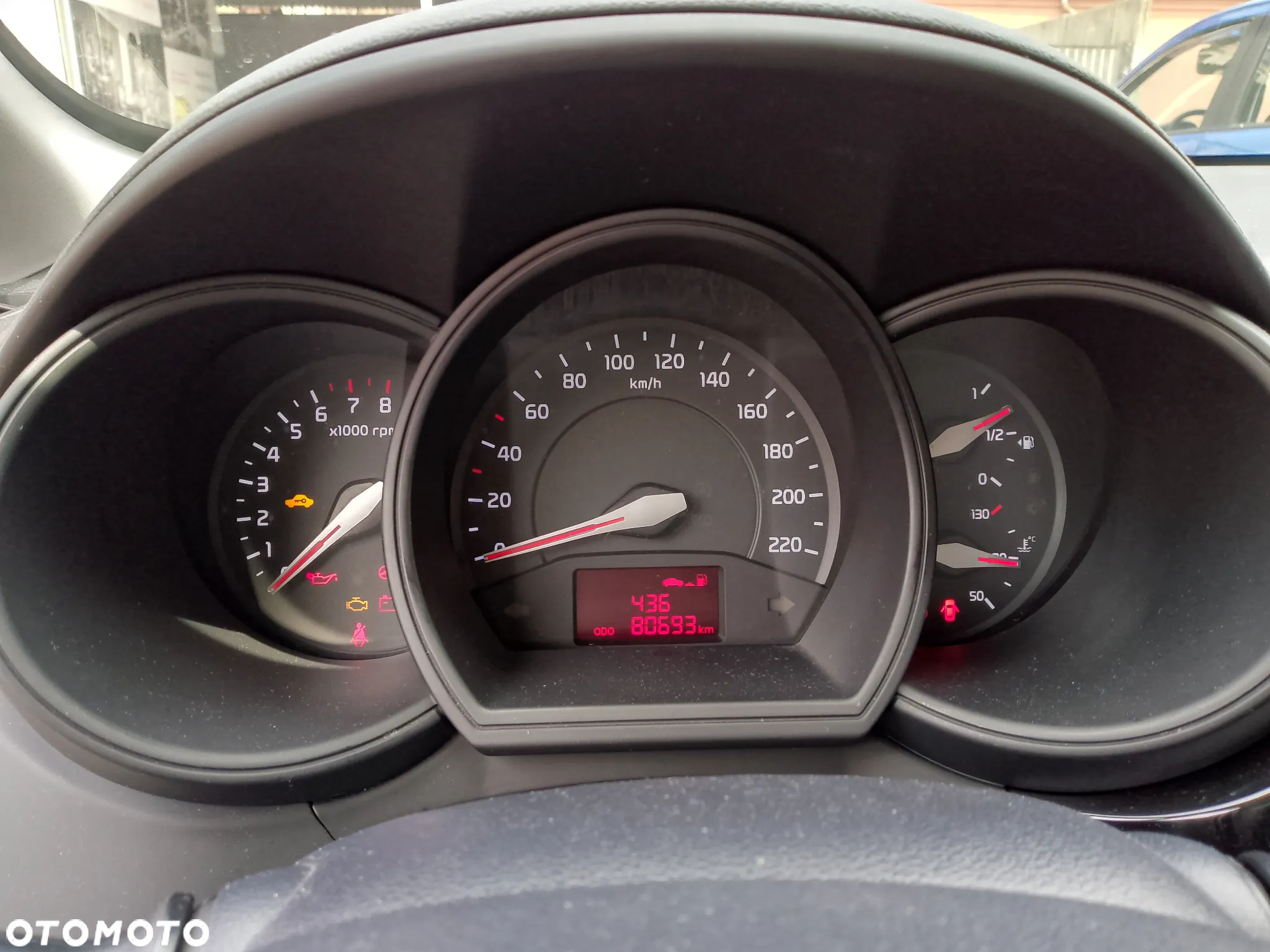 Kia Rio 1.2 M - 8