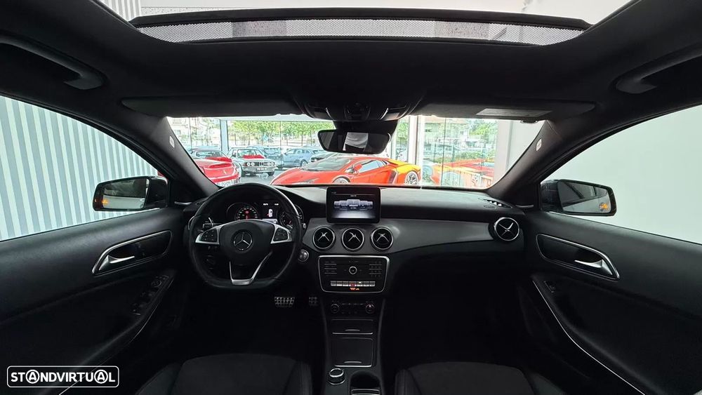 Mercedes-Benz GLA 250 4-Matic AMG Line - 13