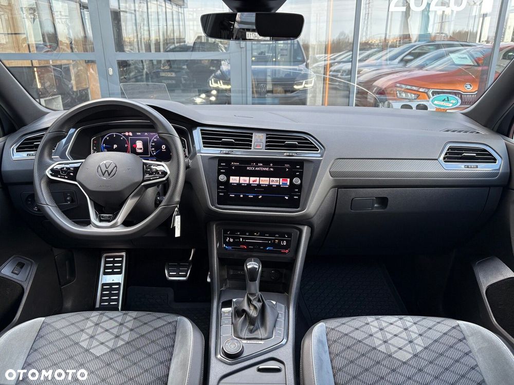 Volkswagen Tiguan - 10