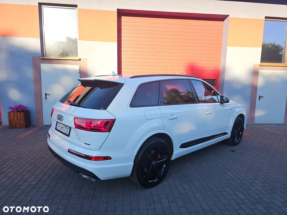 Audi Q7 - 4