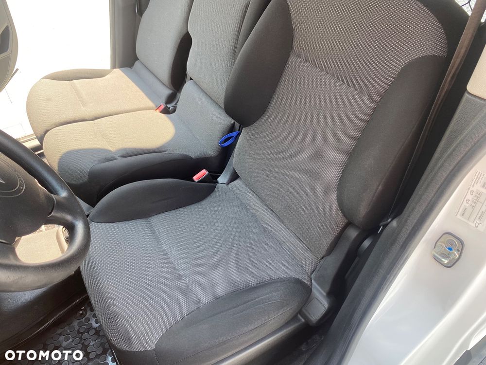 Citroën BERLINGO 1.6 HDI, MAX długi, 3-osobowy, klimatyzacja, zakupiony w salonie w Rzeszowie Bezwypadkowy serwisowany - 29