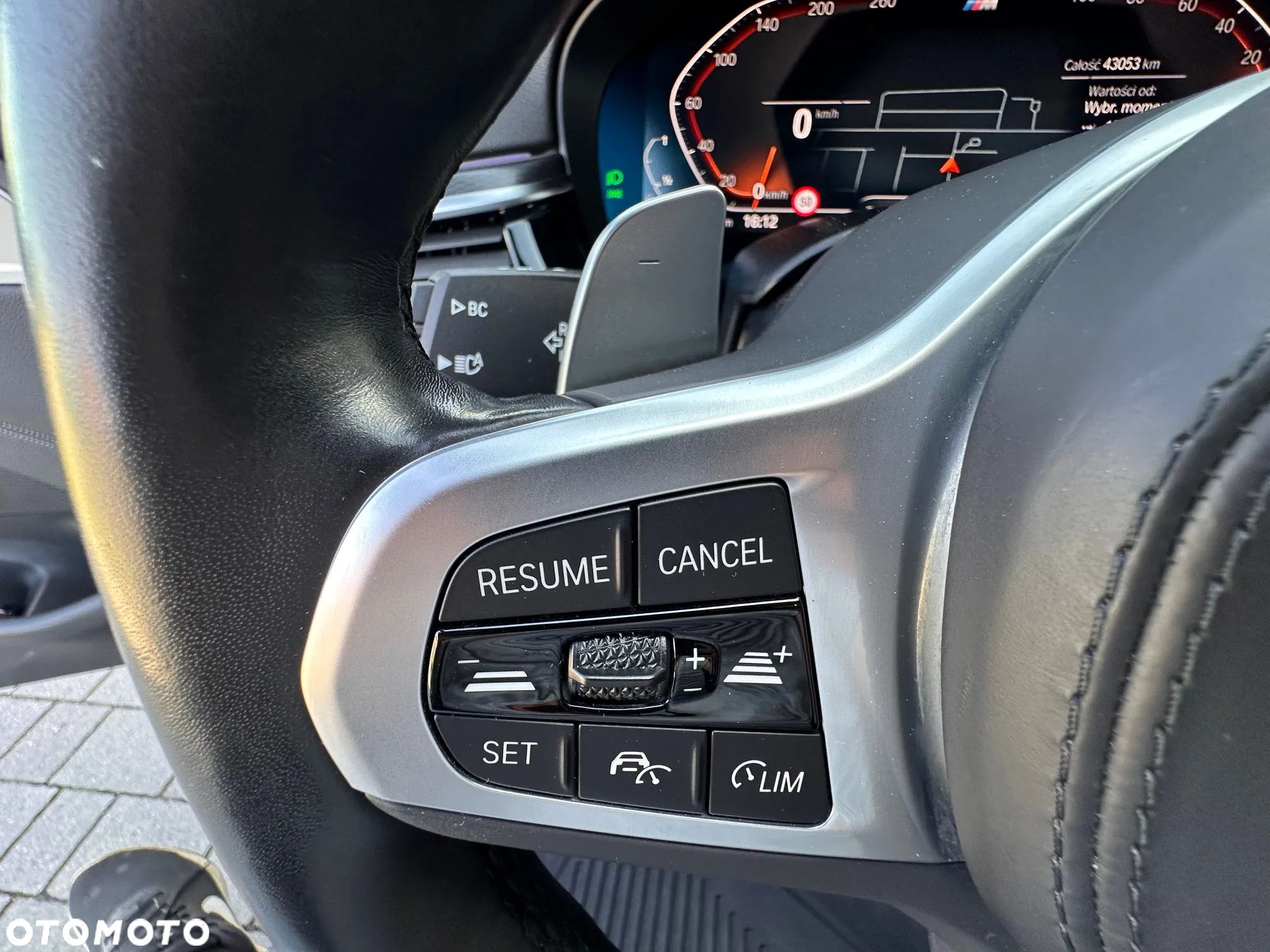 BMW Seria 5 520d xDrive Touring M Sport Edition - 27