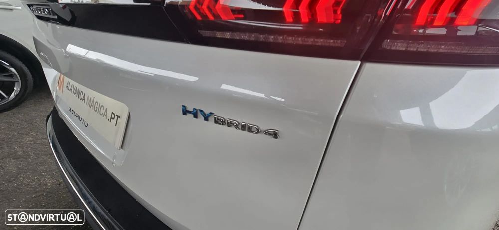 Peugeot 3008 1.6 Hybrid4 GT Pack e-EAT8 - 17