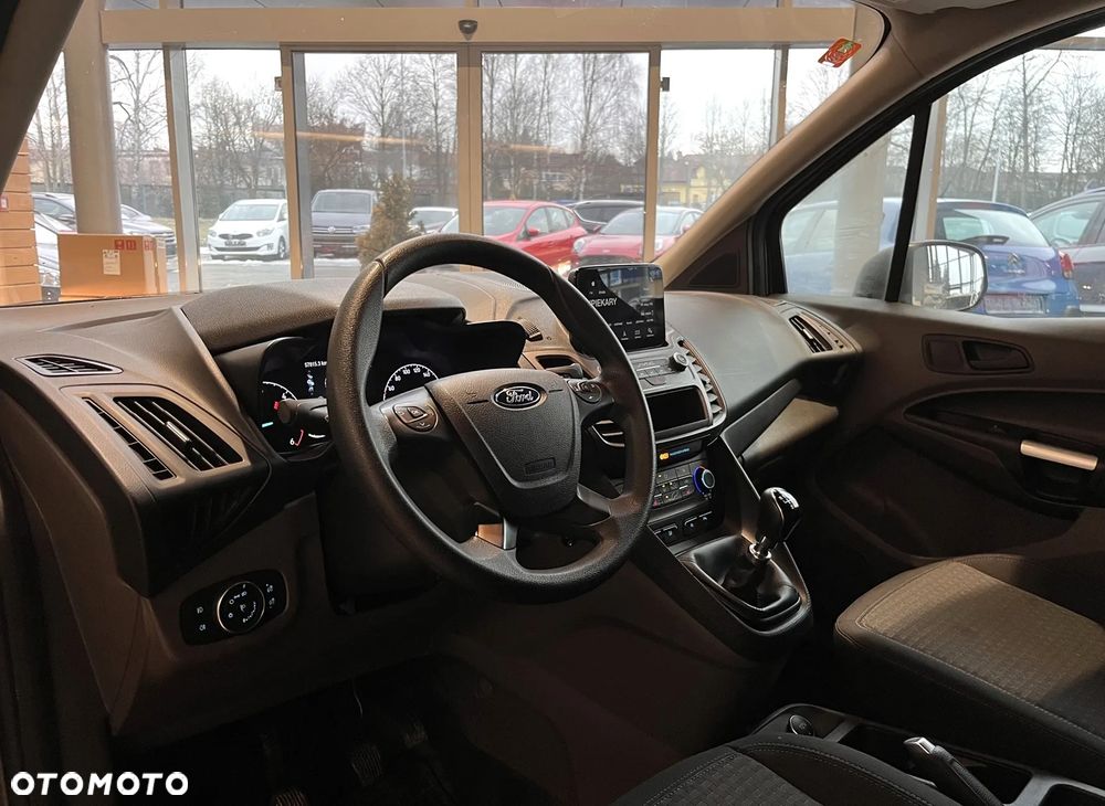 Ford Transit Connect - 9