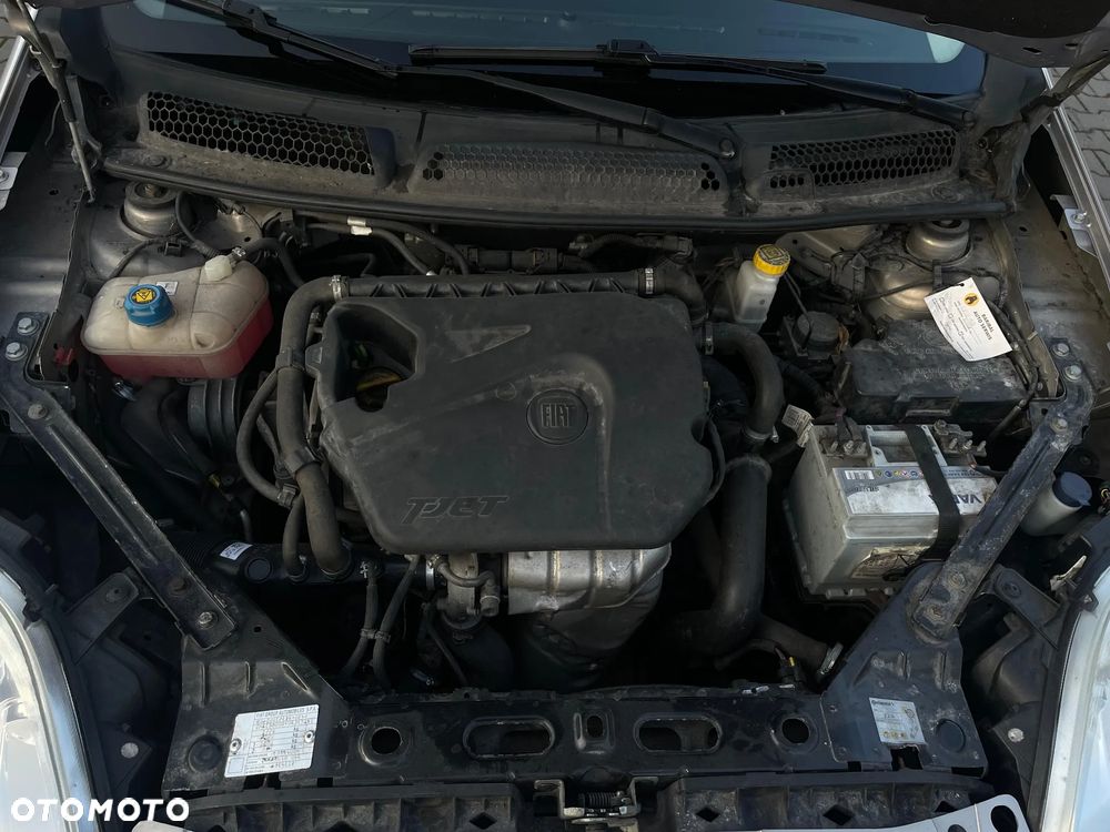 Fiat Bravo 1.4 T-JET 16V Dynamic - 31