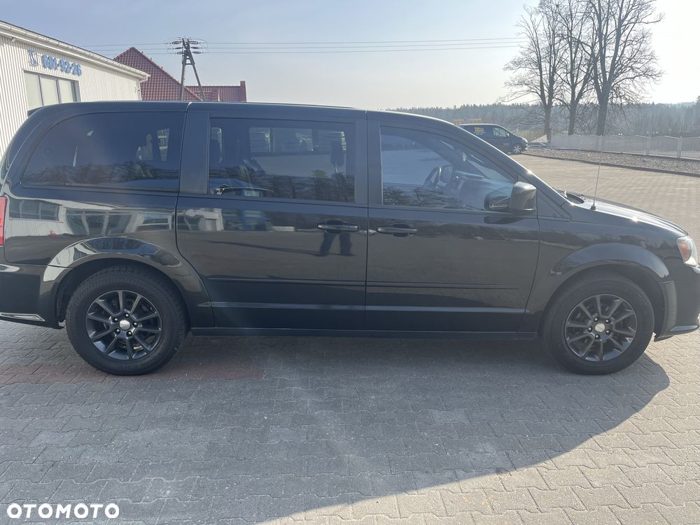 Dodge Grand Caravan 3.6 R/T - 13