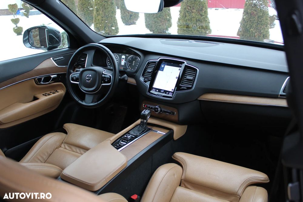 Volvo XC 90 D5 AWD Inscription - 4