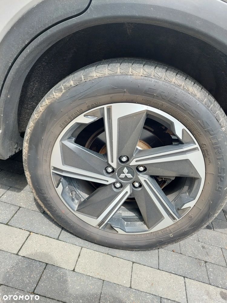 Mitsubishi Eclipse Cross - 9