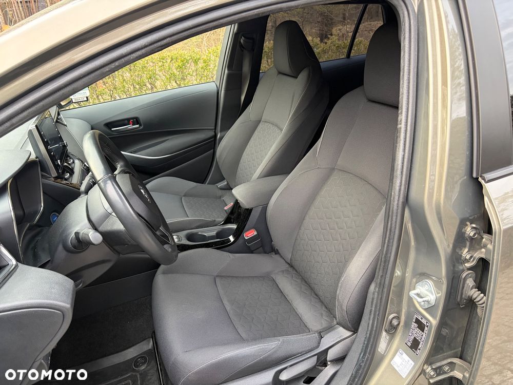 Toyota Corolla 1.8 Hybrid Comfort - 19