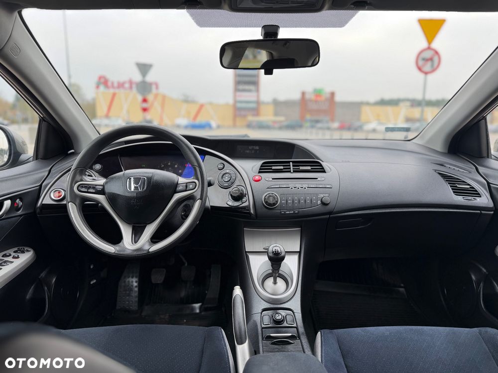 Honda Civic 1.4 Base - 9