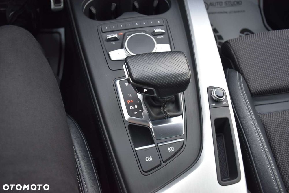 Audi A4 Avant 40 TDI Quattro S Line S tronic - 25