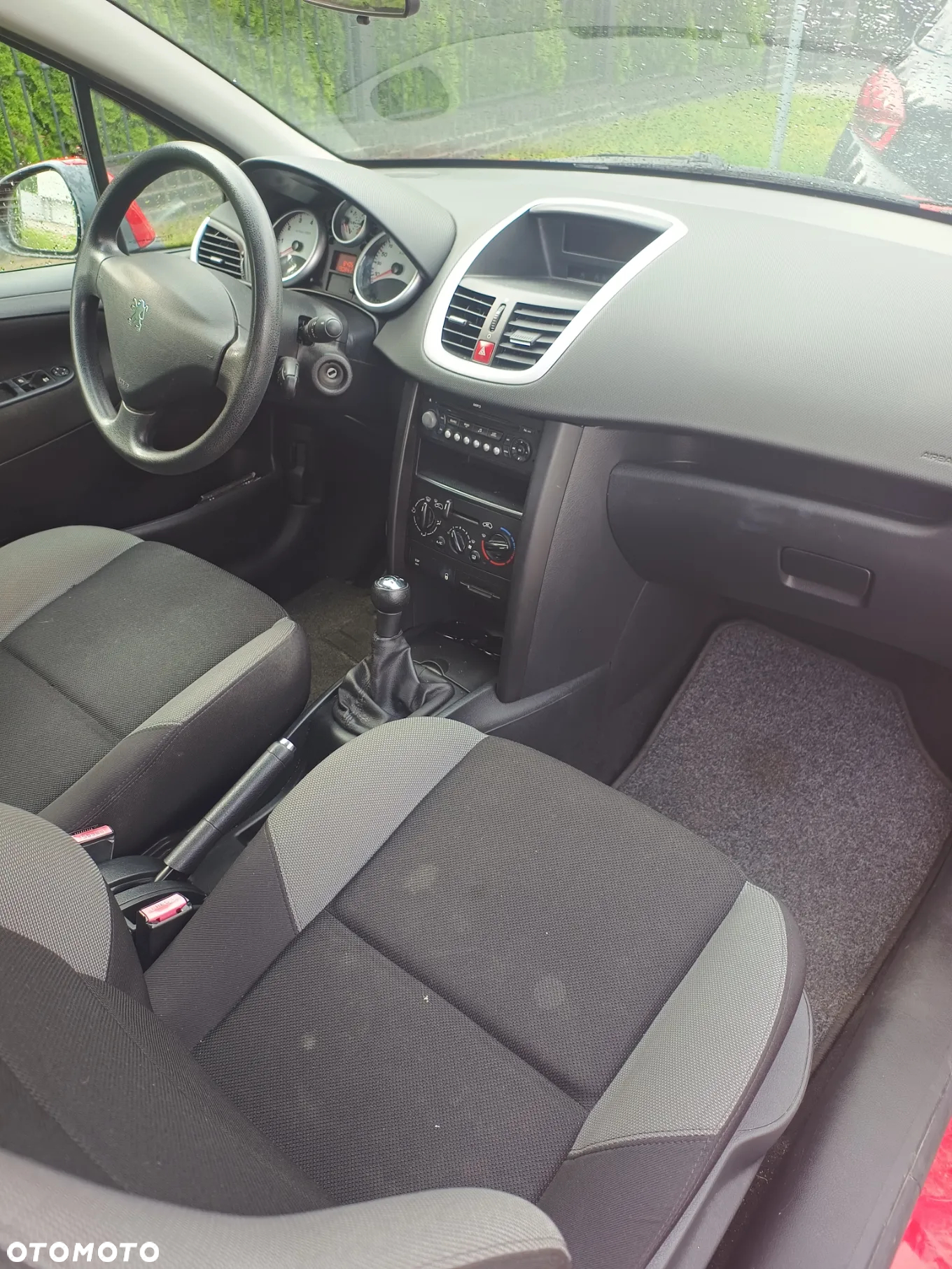 Peugeot 207 1.4 16V Trendy - 5