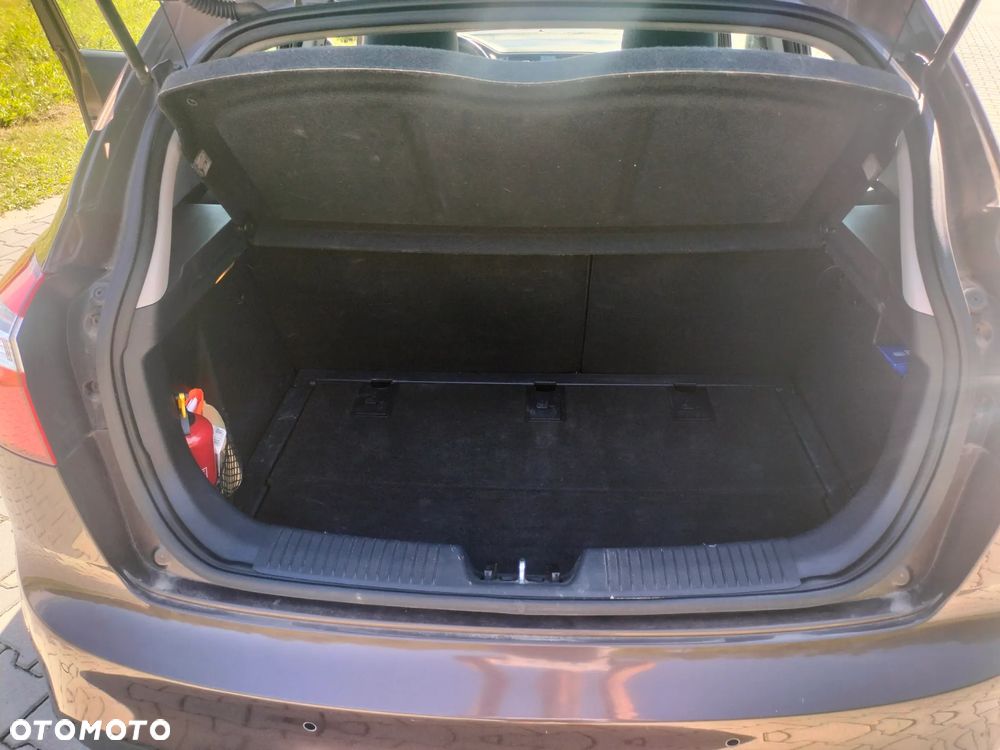 Kia Rio 1.2 XL - 11