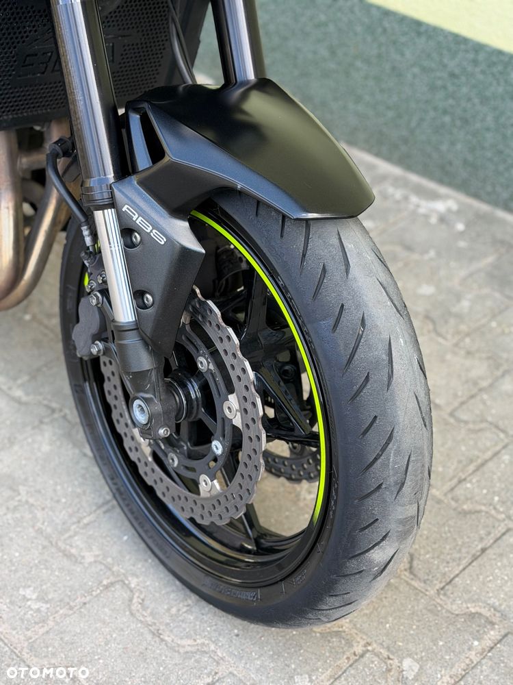 Kawasaki Z 900 - 3