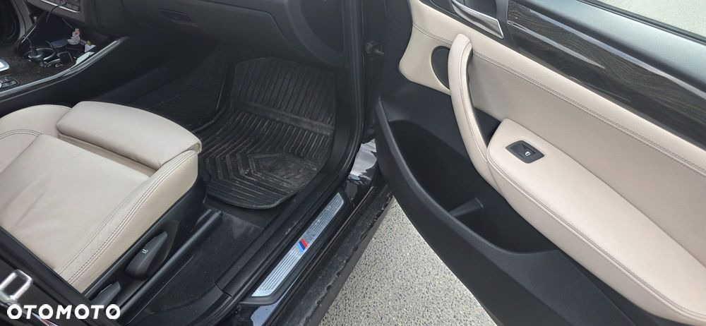 BMW X3 xDrive20d - 15