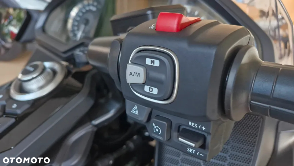 Honda GL - 7