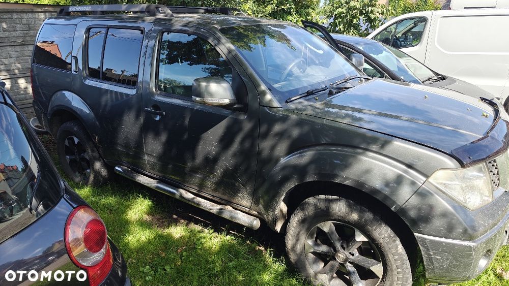 Nissan Pathfinder - 7