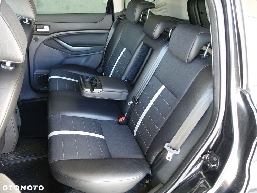 Ford Kuga 2.5 4x4 Titanium - 17