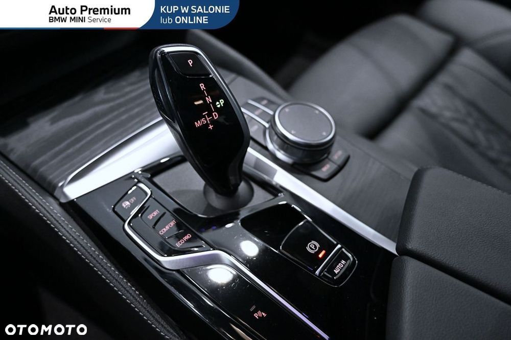 BMW Seria 5 530d xDrive mHEV - 8