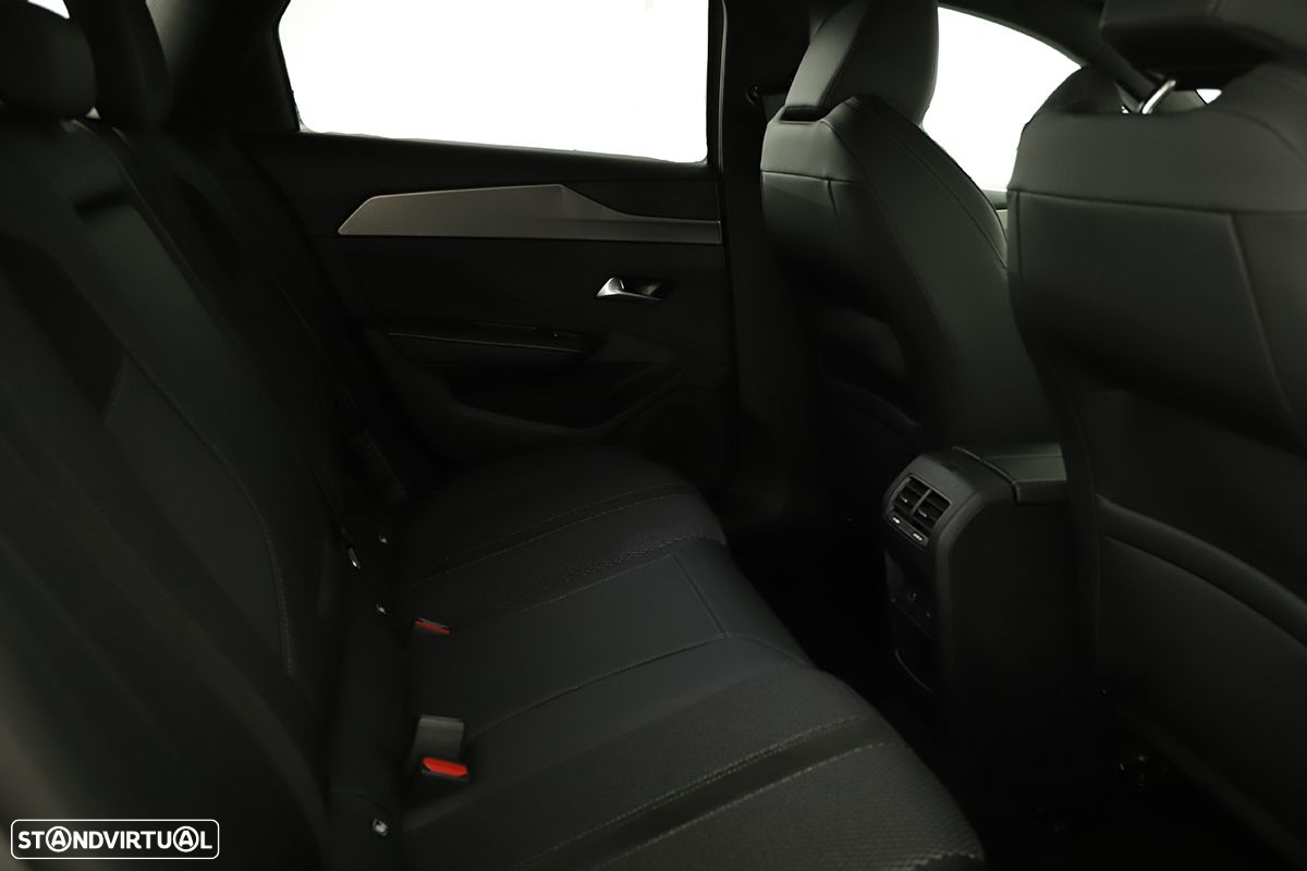 Peugeot 308 SW 1.2 PureTech GT EAT8 - 22