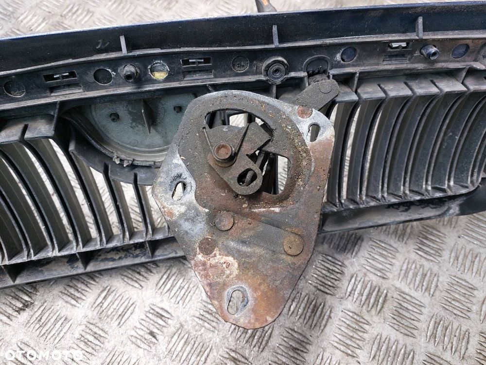 GRILL ATRAPA CHŁODNICY + ZAMEK MASKI SKODA FABIA I 6Y0853668 6Y0823574 - 5