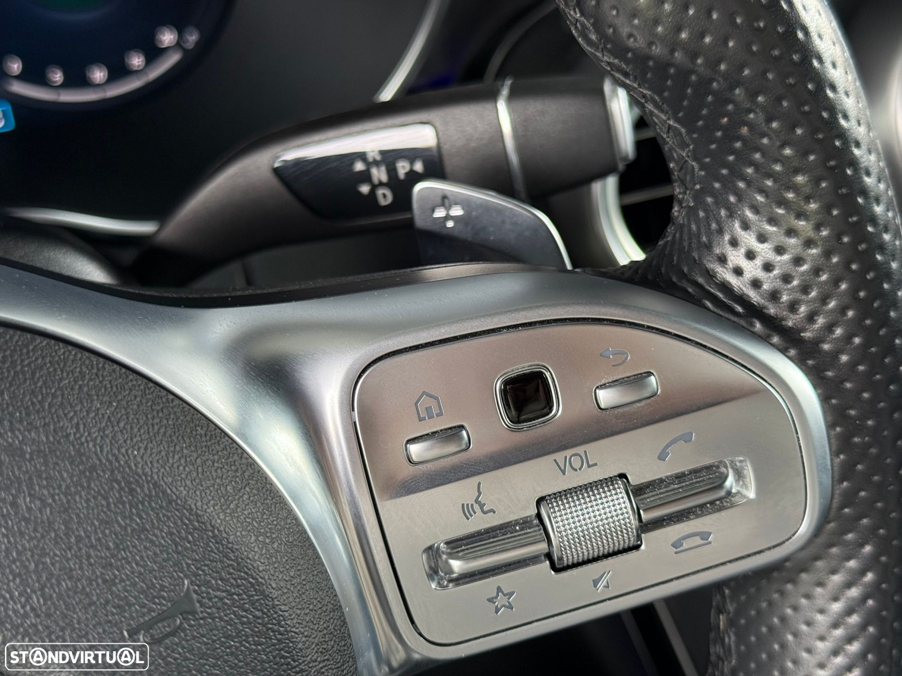 Mercedes-Benz C 220 d AMG Line - 48