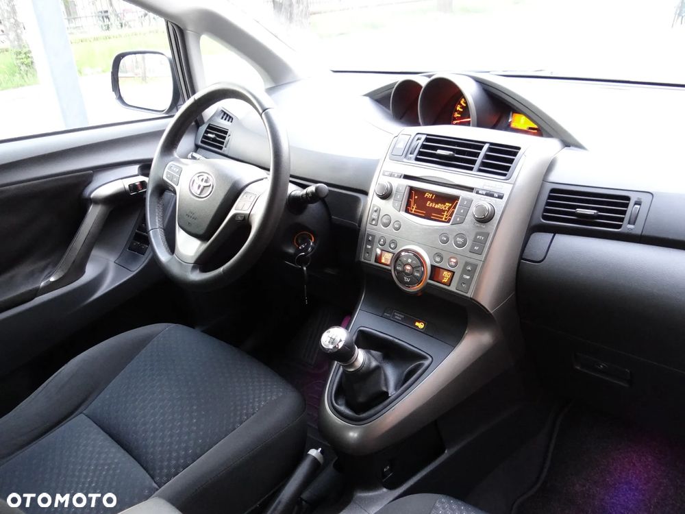 Toyota Verso 1.8 7-Sitzer Comfort - 33