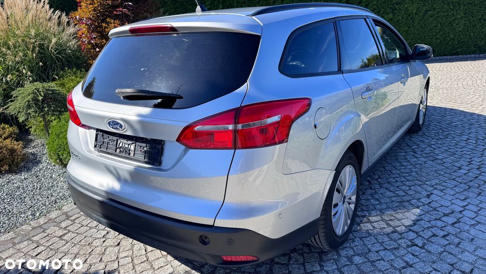 Ford Focus - 17