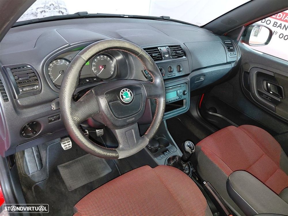 Skoda Fabia - 11
