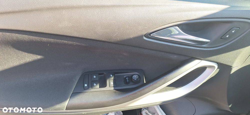 Opel Astra 1.6 CDTI Enjoy S&S - 8