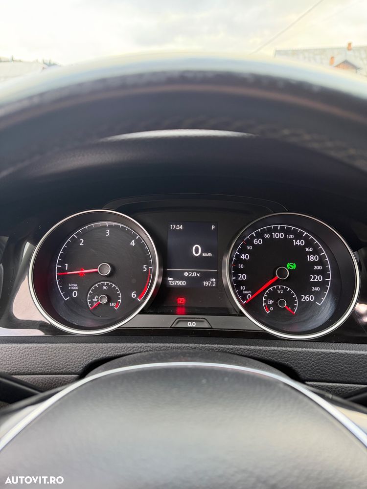 Volkswagen Golf 2.0 TDI DSG Comfortline - 7