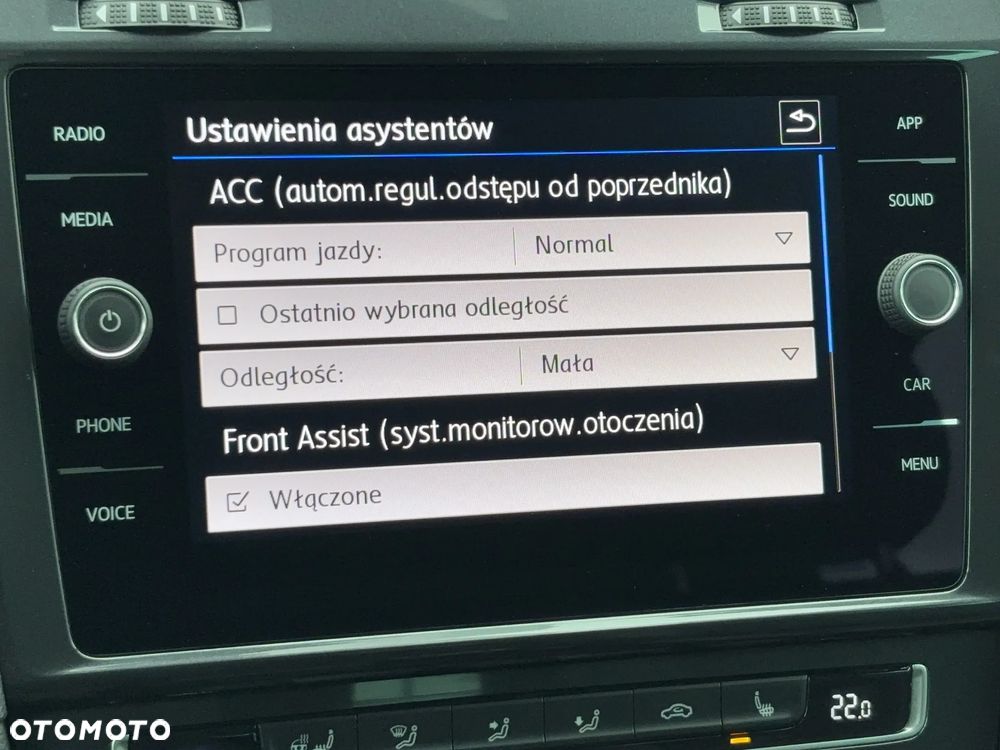Volkswagen Golf 1.6 TDI BMT Comfortline - 21
