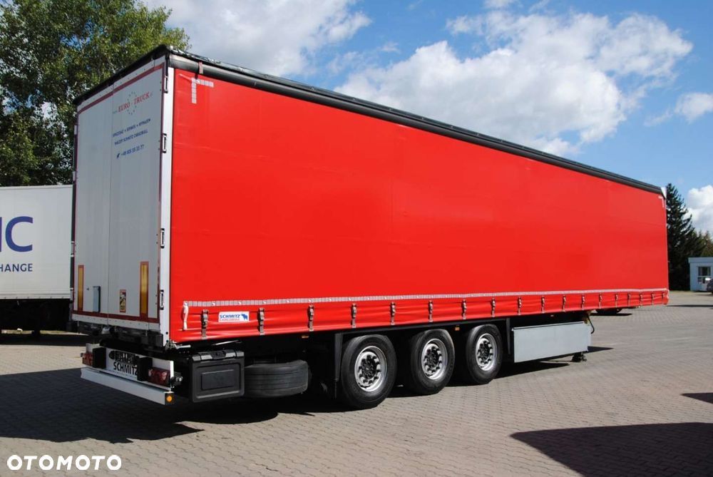 Schmitz Cargobull SCS kurtyna, podnoszona oś - 3