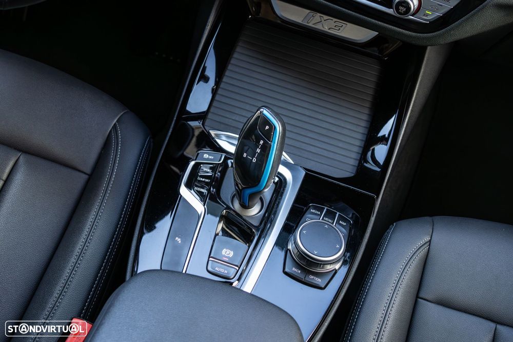 BMW iX3 Inspiring - 25