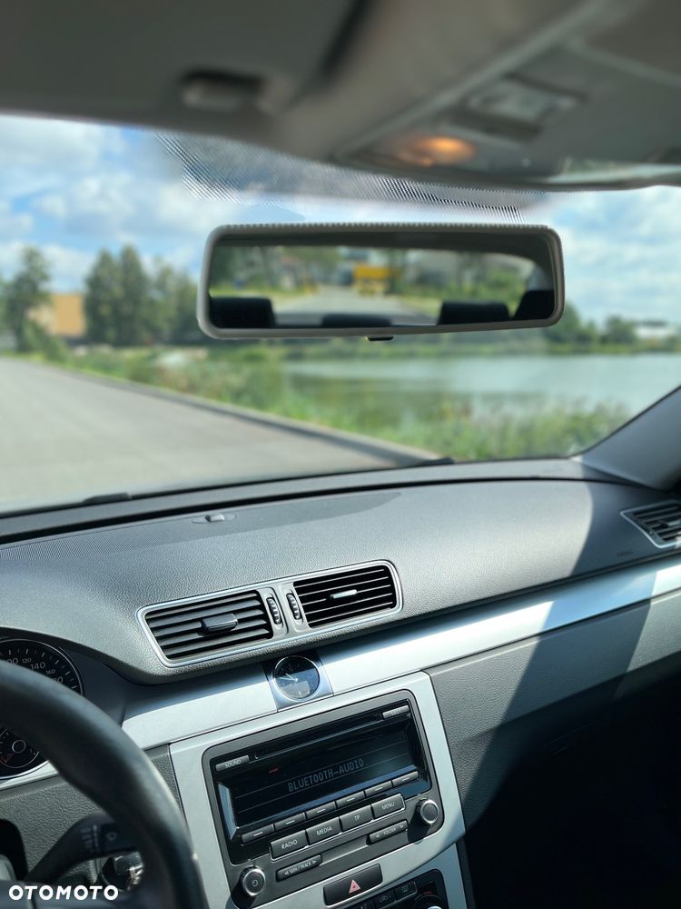Volkswagen Passat 1.8 TSI Comfortline - 27