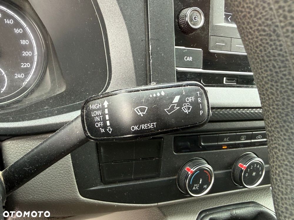 Volkswagen Transporter - 21