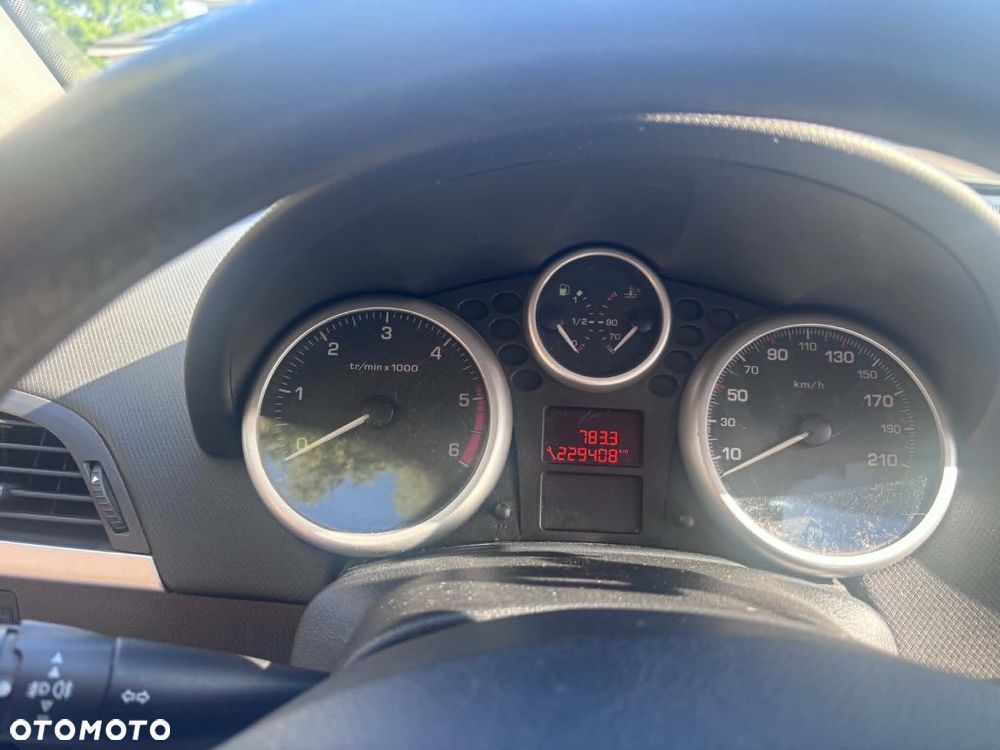 Peugeot 207 1.4 HDi Active - 2