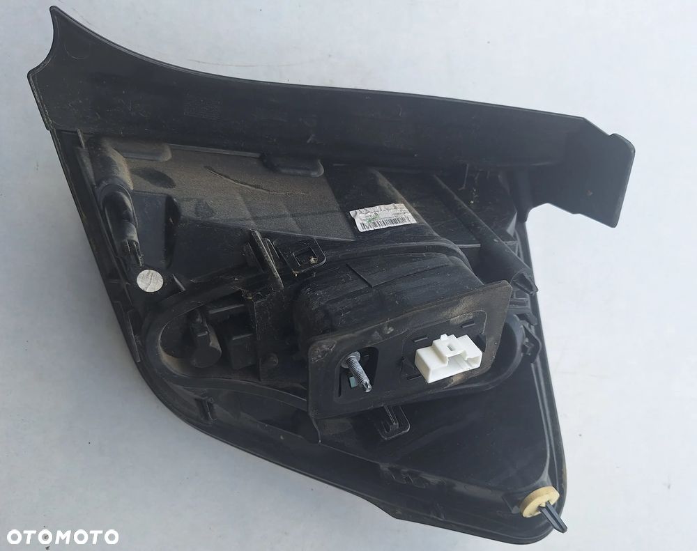 LAMPA LEWY TYŁ- CITROEN C3 LIFT /2016 ROK  / 5 DRZWI / EUROPA - 3