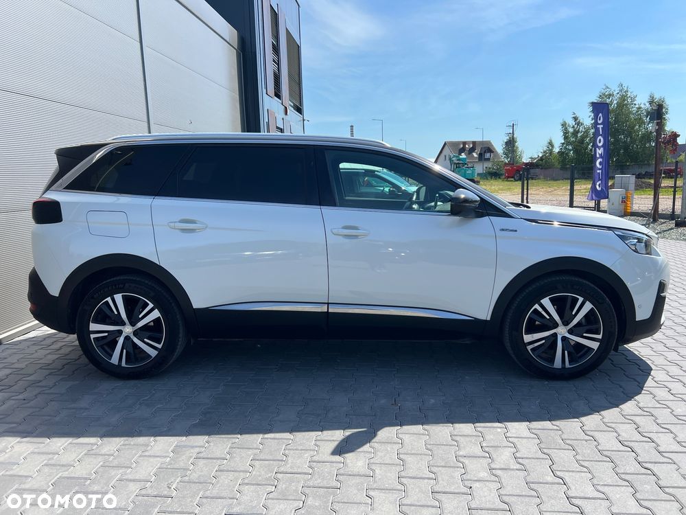 Peugeot 5008 - 9
