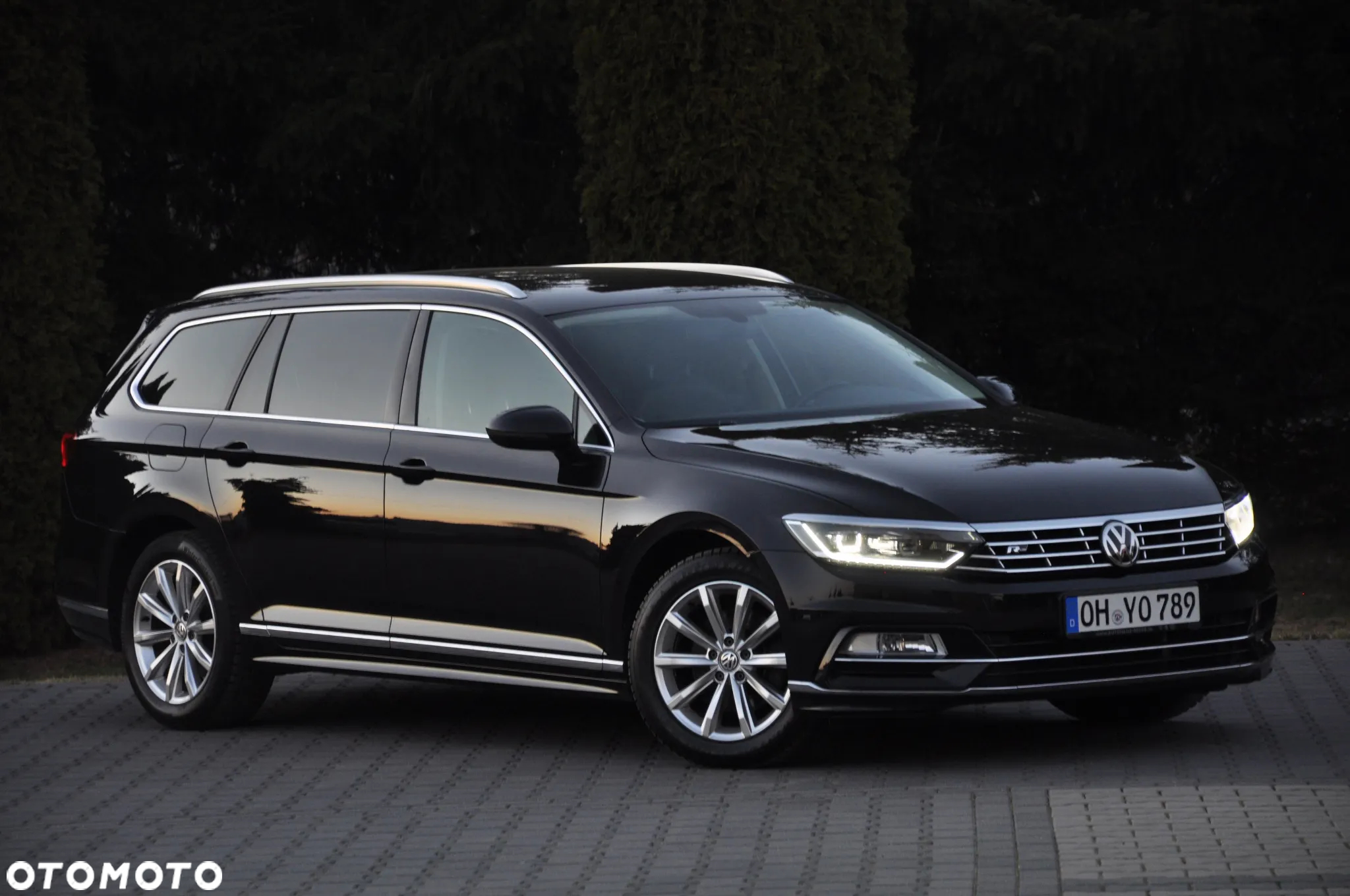Volkswagen Passat - 9