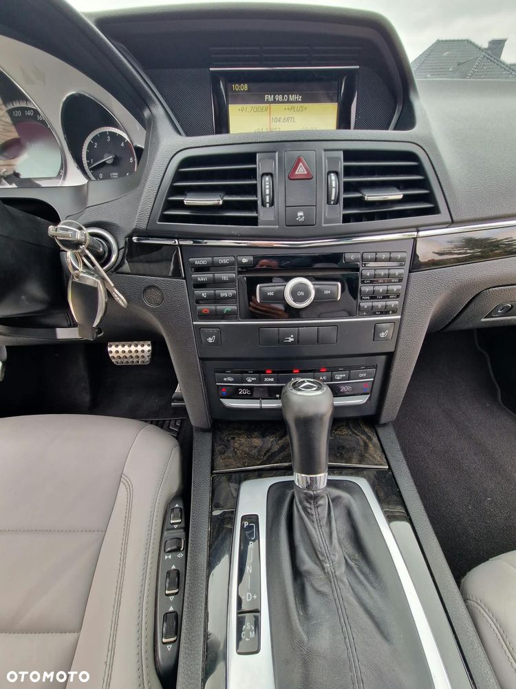 Mercedes-Benz Klasa E 350 CDI DPF BlueEFFICIENCY 7G-TRONIC Avantgarde - 9