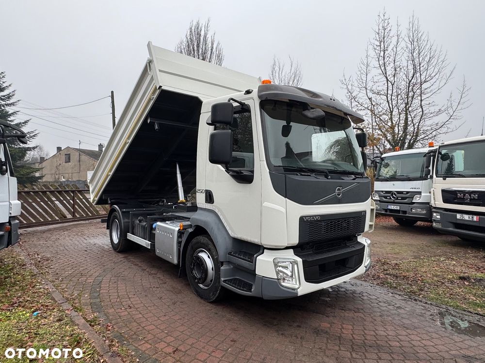 Volvo FL 250 Wywrotka 3 Stronna - 4